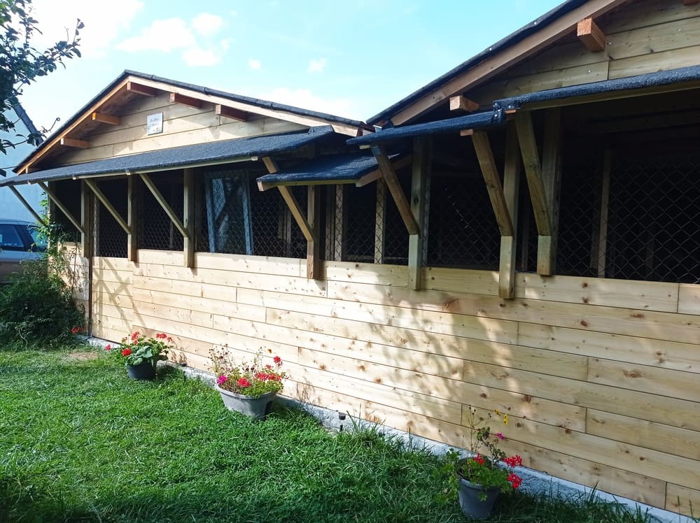 1645010302410 chalet
